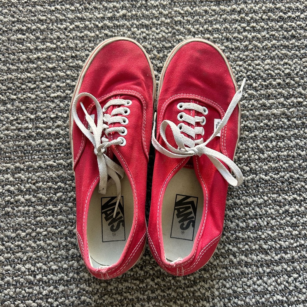 Red tie on Vans